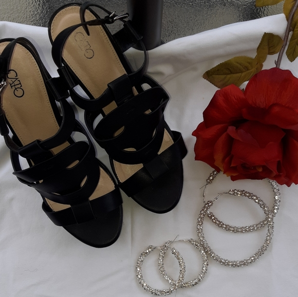 WEDGES - Picture 6 of 6